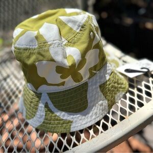 Salty Blonde Soak It Up Bucket Hat-LOVIN LILAC Billabong | Accessories | Billabong Salty Blonde Soak It Up  main image 2